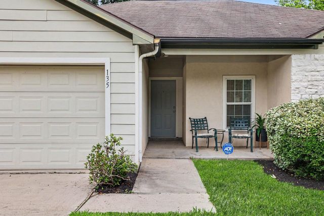 135 Kellyn Oaks Drive, Conroe, TX 77306