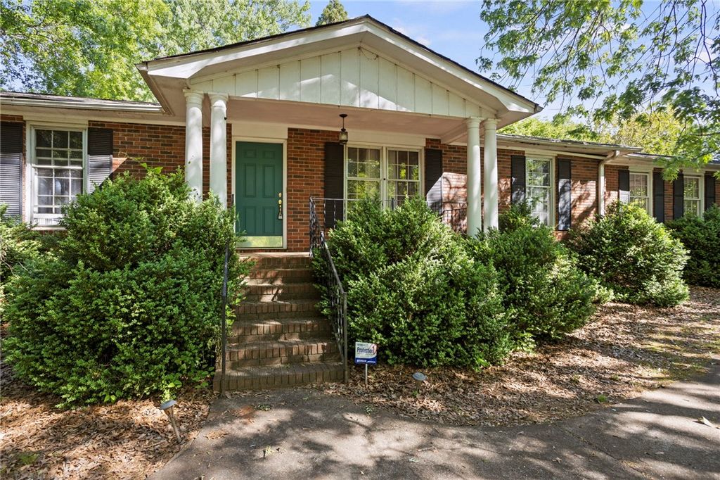215 Arcadia Drive, Anderson, SC 29621