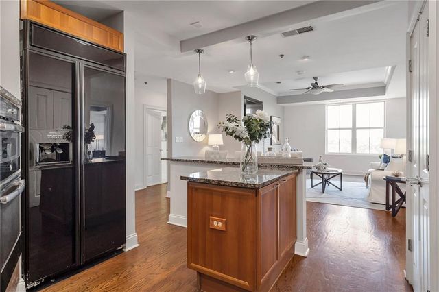 2881 Peachtree Road NE 702, Atlanta, GA 30305