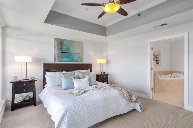 2881 Peachtree Road NE 702, Atlanta, GA 30305