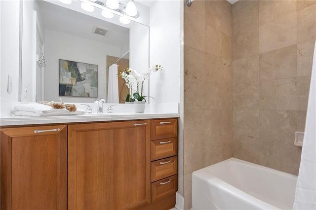 2881 Peachtree Road NE 702, Atlanta, GA 30305