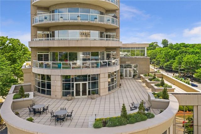 2881 Peachtree Road NE 702, Atlanta, GA 30305