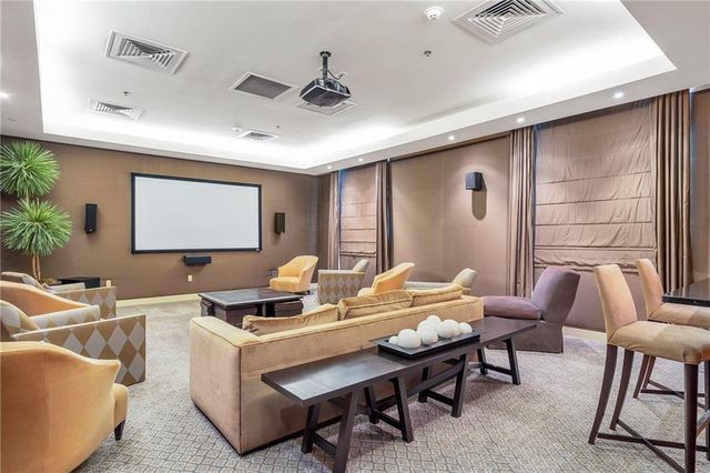 2881 Peachtree Road NE 702, Atlanta, GA 30305
