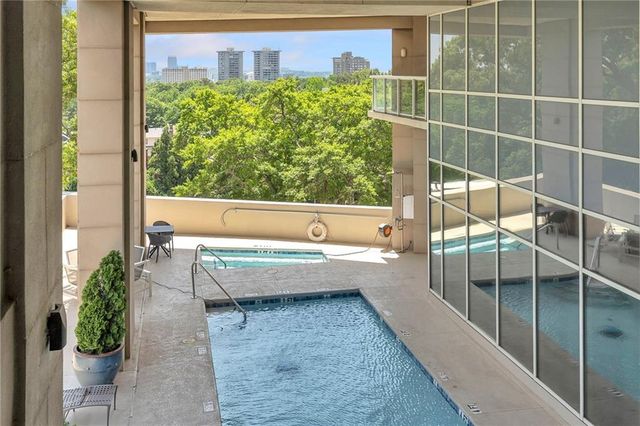 2881 Peachtree Road NE 702, Atlanta, GA 30305