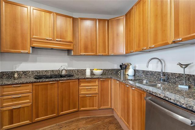 2881 Peachtree Road NE 702, Atlanta, GA 30305