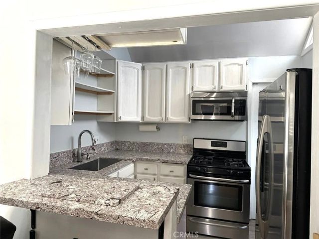 435 8th Street, Hermosa Beach, CA 90254