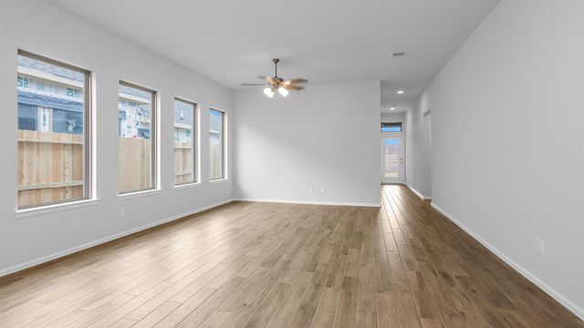 8607 Mae James Trail, Richmond, TX 77406