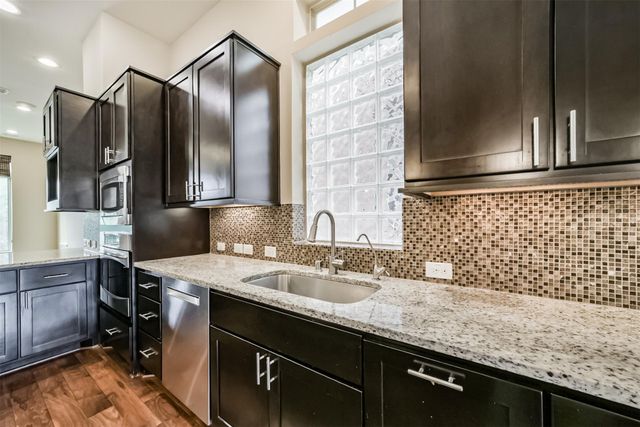5425 Hidalgo Street A, Houston, TX 77056