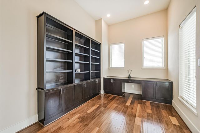5425 Hidalgo Street A, Houston, TX 77056