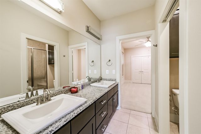 5425 Hidalgo Street A, Houston, TX 77056
