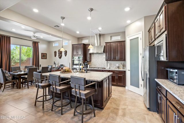 660 W Aviator Crossing Drive, Oro Valley, AZ 85755