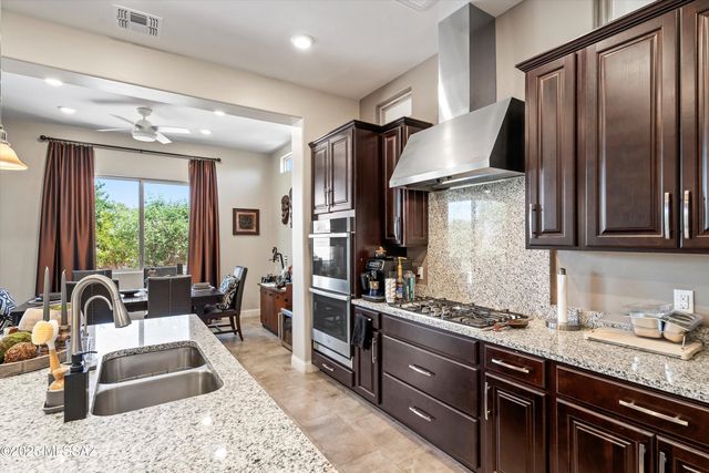 660 W Aviator Crossing Drive, Oro Valley, AZ 85755