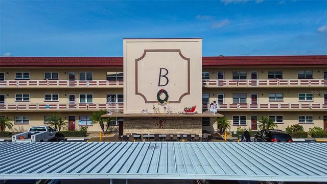 3010 59TH STREET S 301, Gulfport, FL 33707