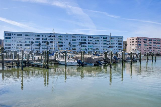 3010 59TH STREET S 301, Gulfport, FL 33707