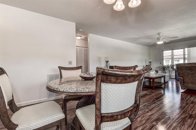 3010 59TH STREET S 301, Gulfport, FL 33707