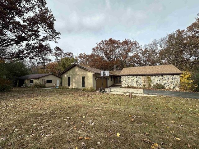 3919 E Mustang Court, Milton, WI 53563