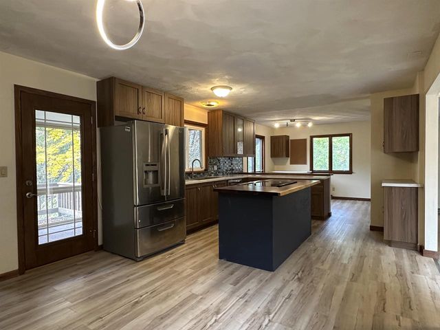 3919 E Mustang Court, Milton, WI 53563