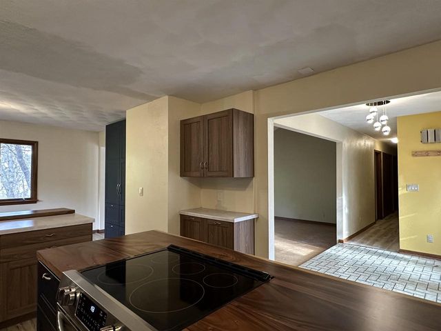 3919 E Mustang Court, Milton, WI 53563