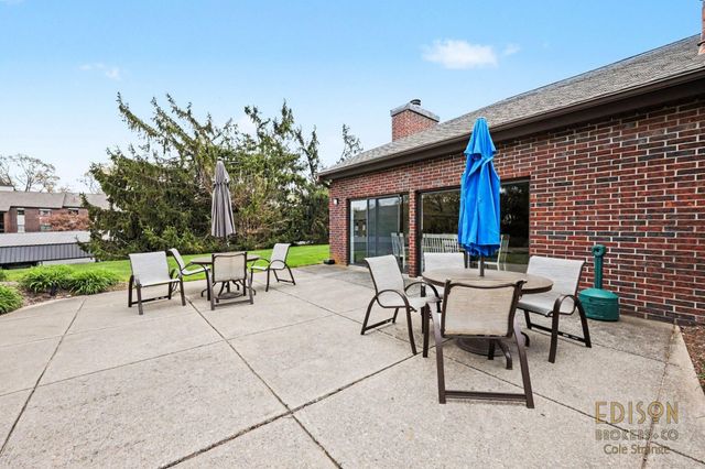 3378 Devonwood Hills NE F, Grand Rapids, MI 49525