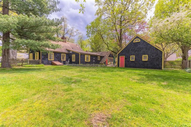 3830 Ferndale Avenue, Kalamazoo, MI 49001