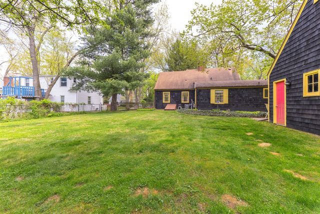3830 Ferndale Avenue, Kalamazoo, MI 49001