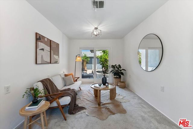 17453 Burbank Boulevard, Encino (los Angeles), CA 91316