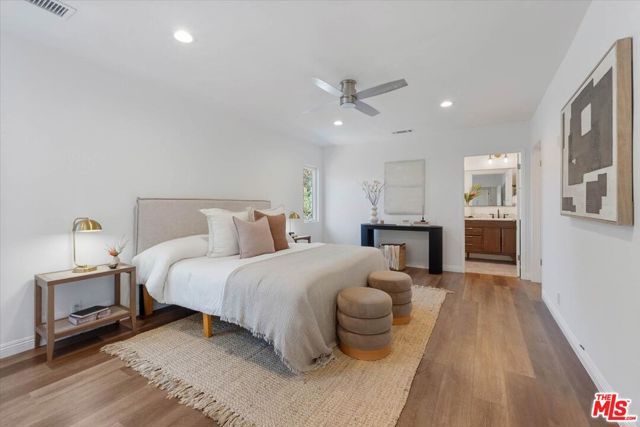 17453 Burbank Boulevard, Encino (los Angeles), CA 91316