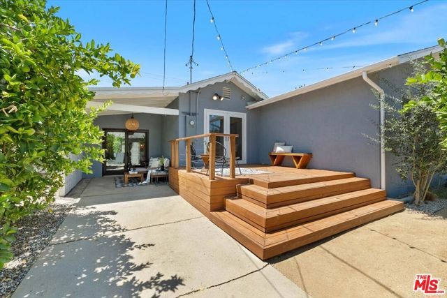 17453 Burbank Boulevard, Encino (los Angeles), CA 91316