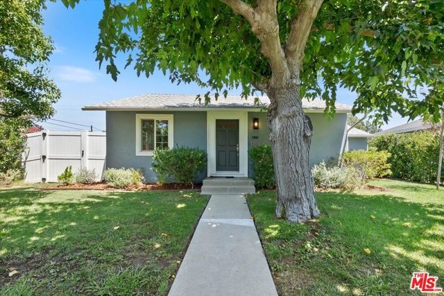 17453 Burbank Boulevard, Encino (los Angeles), CA 91316