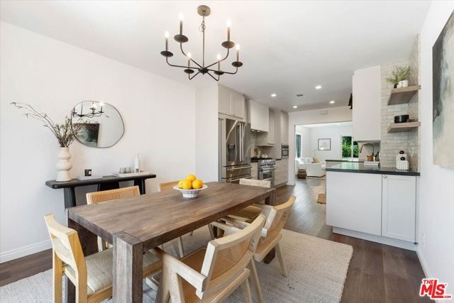 17453 Burbank Boulevard, Encino (los Angeles), CA 91316
