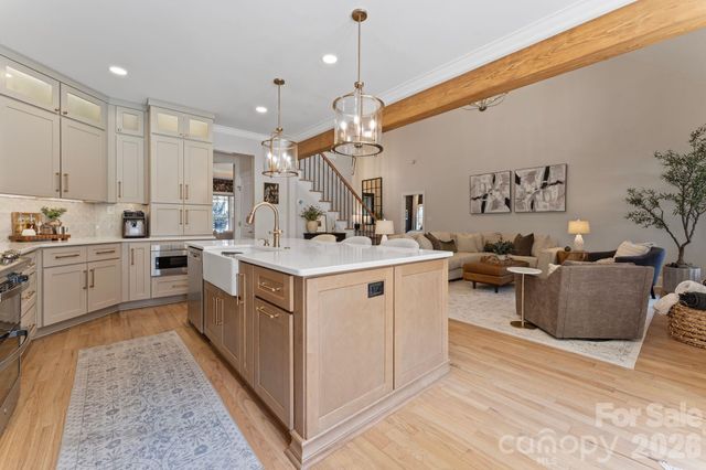 160 Riverchase Lane, Mooresville, NC 28115