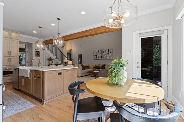 160 Riverchase Lane, Mooresville, NC 28115