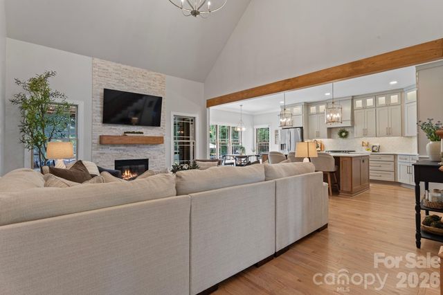160 Riverchase Lane, Mooresville, NC 28115