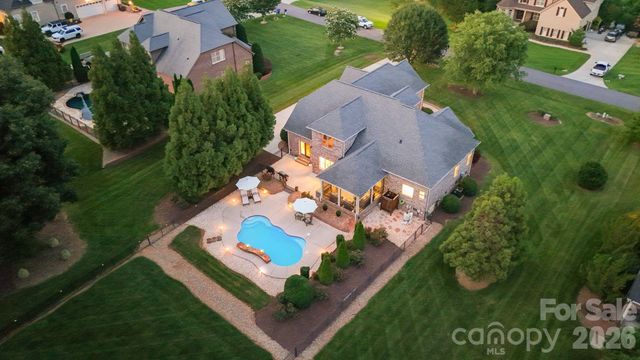 160 Riverchase Lane, Mooresville, NC 28115