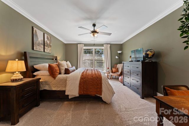 160 Riverchase Lane, Mooresville, NC 28115