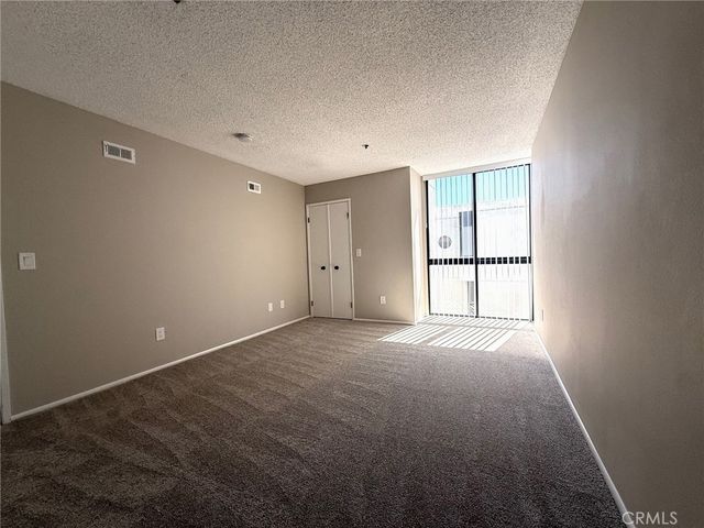 222 S Central 408, Los Angeles, CA 90012