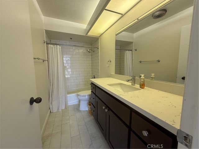 222 S Central 408, Los Angeles, CA 90012