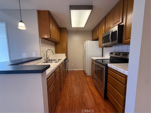 222 S Central 408, Los Angeles, CA 90012