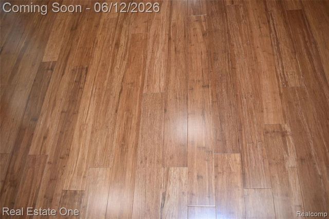 5324 Greenbriar Drive, West Bloomfield, MI 48323