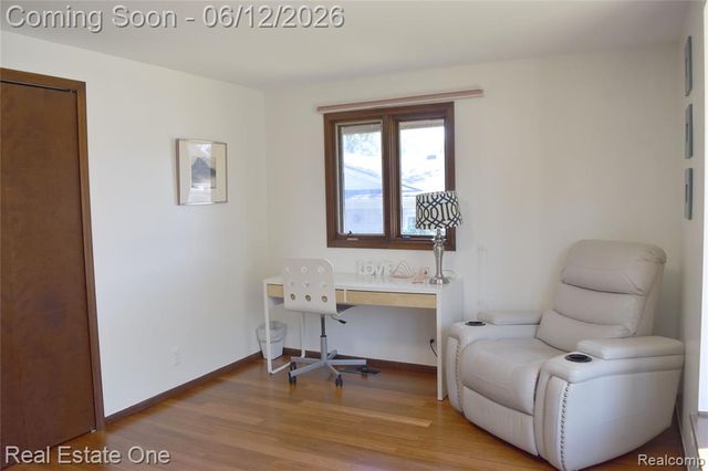 5324 Greenbriar Drive, West Bloomfield, MI 48323