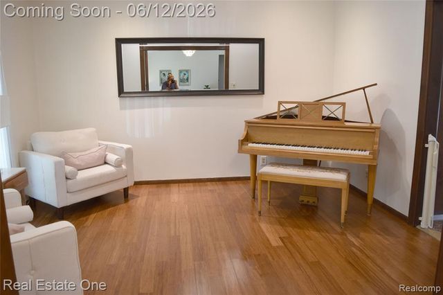 5324 Greenbriar Drive, West Bloomfield, MI 48323