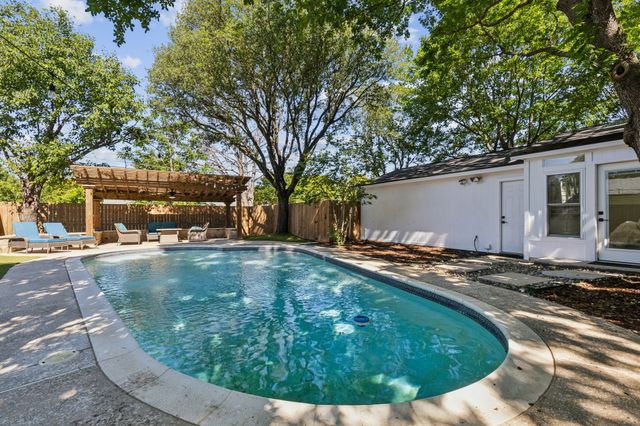 12105 Cox Lane, Dallas, TX 75244