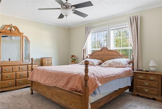 11670 Magnet DR, Smithfield, VA 23430