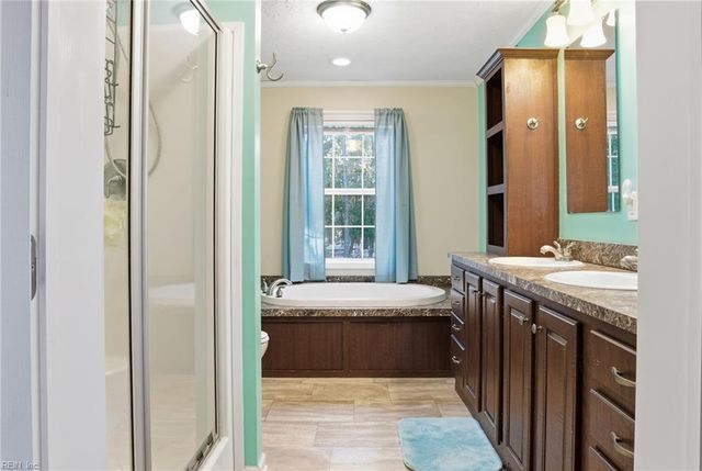 11670 Magnet DR, Smithfield, VA 23430