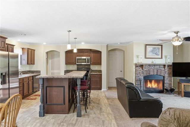 11670 Magnet DR, Smithfield, VA 23430