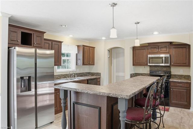 11670 Magnet DR, Smithfield, VA 23430