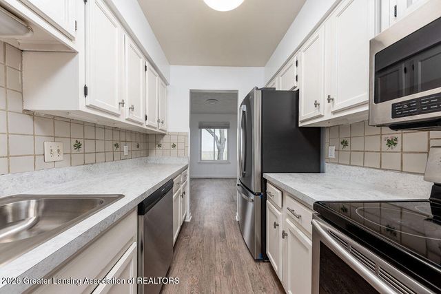 5808 Okemos Road, Haslett, MI 48840