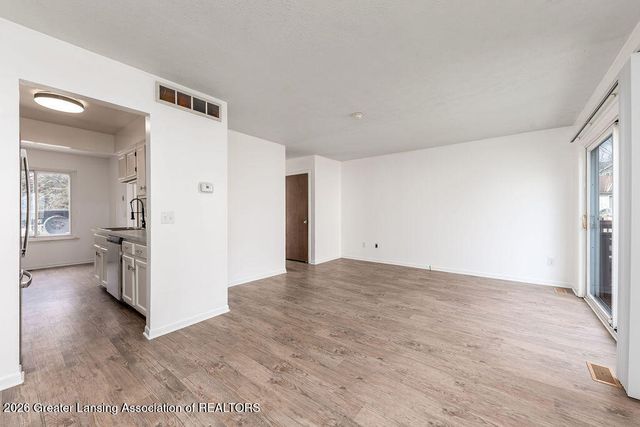 5808 Okemos Road, Haslett, MI 48840