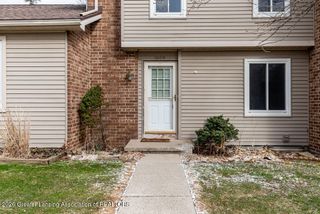 5808 Okemos Road, Haslett, MI 48840