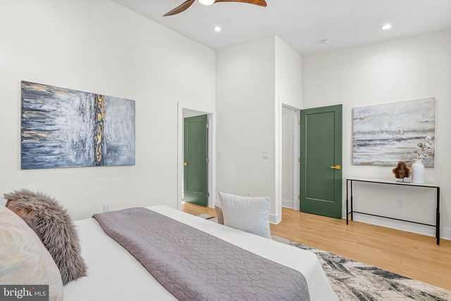 2211 E GORDON ST, Philadelphia, PA 19125